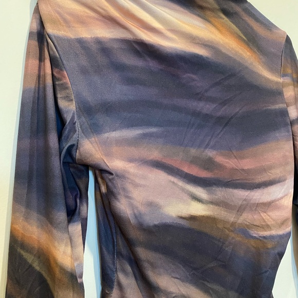 SHEIN Asymmetrical Blue and Orange Fitted Crop Top - Picture 2 of 4